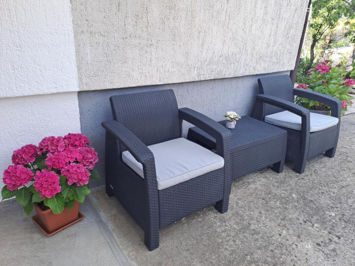 Studio Apartments Maslinik Krk Town Exterior photo