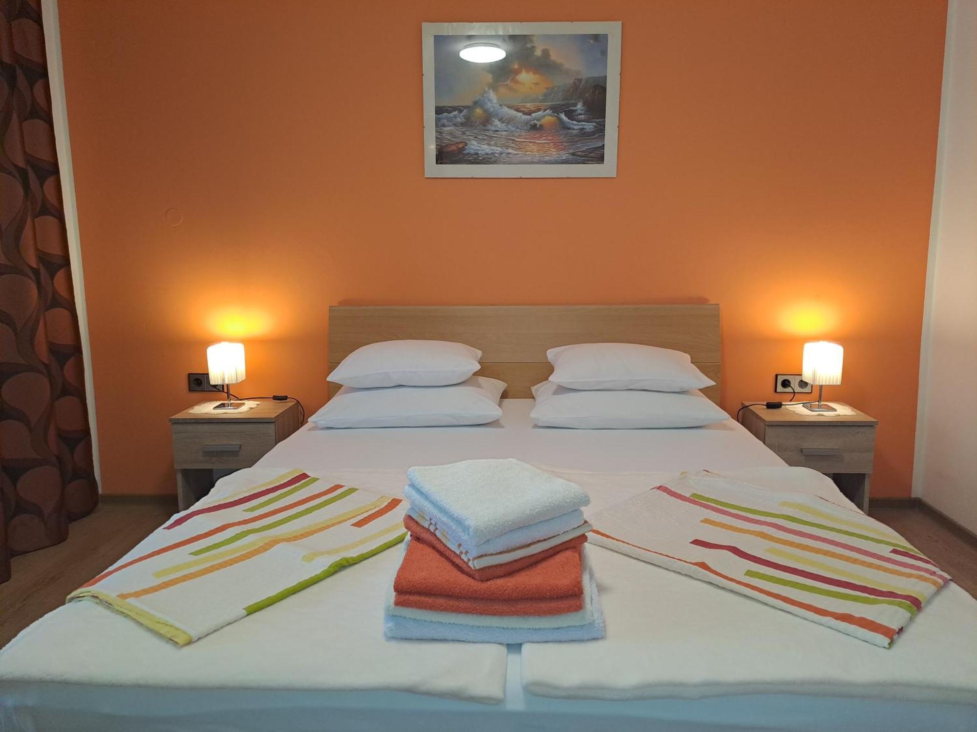 Studio Apartments Maslinik Krk Town Room photo