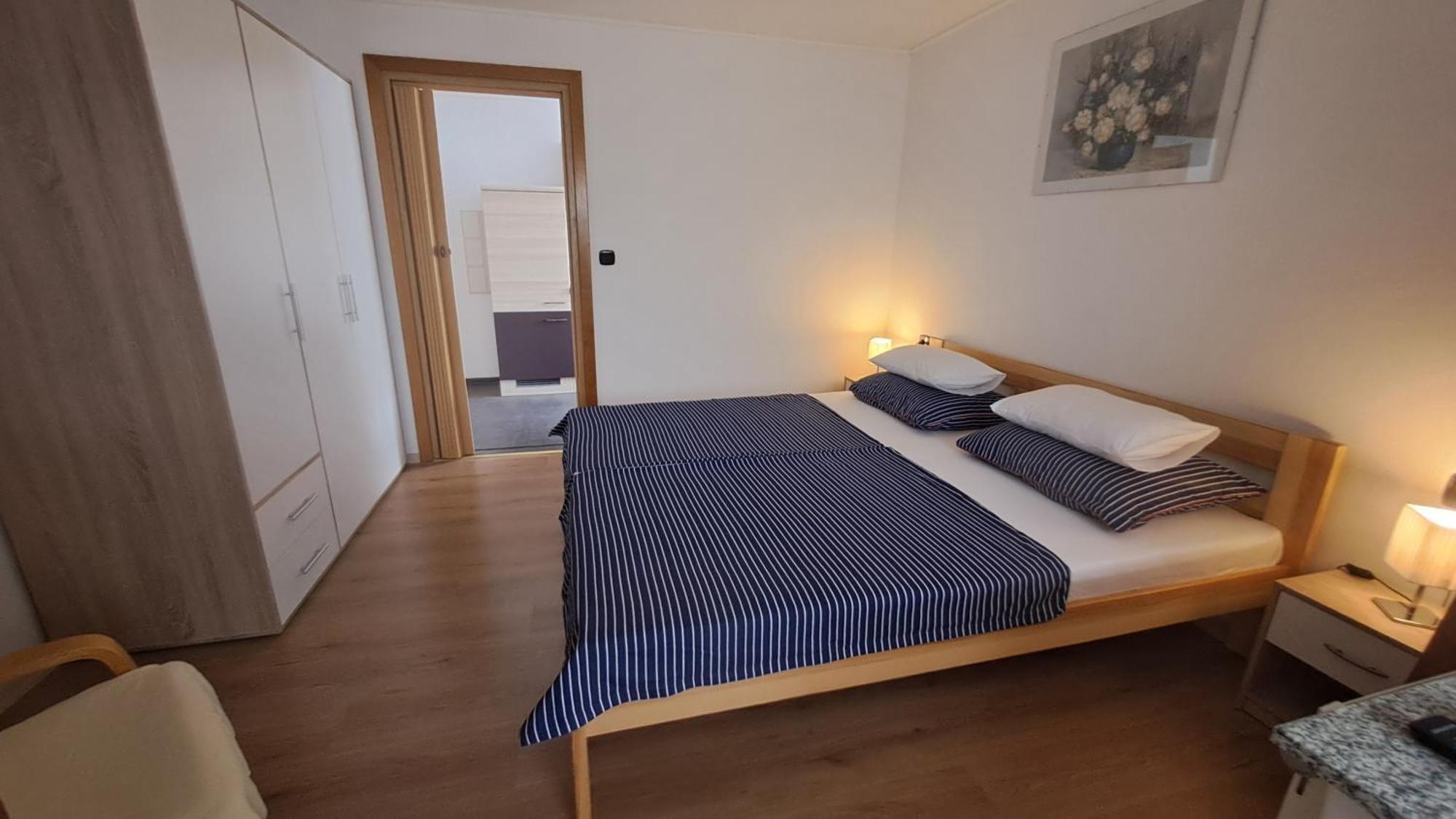 Studio Apartments Maslinik Krk Town Exterior photo